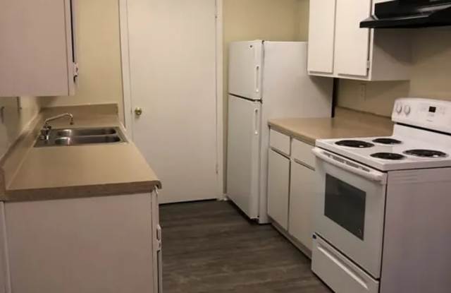 Stonegate Apartments