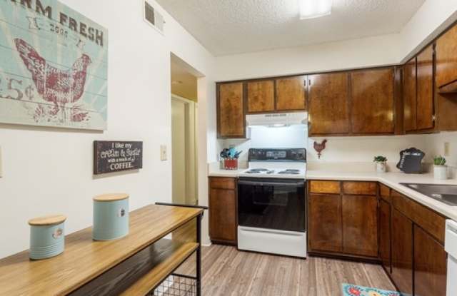 Graybrook & Graycroft Apartments