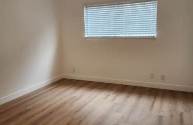 9414 Van Nuys Boulevard