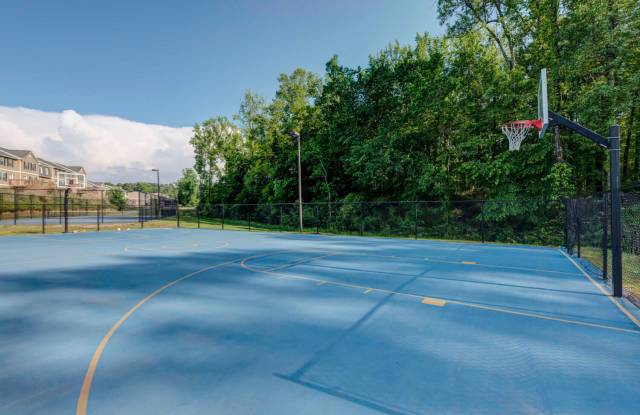 Yugo Auburn North - Student Housing