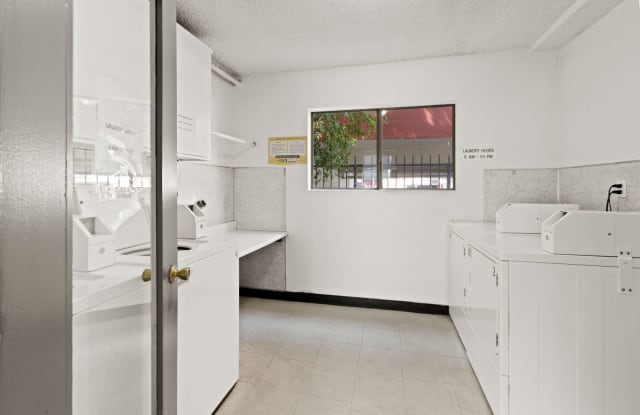 Photo of 5132 White Oak