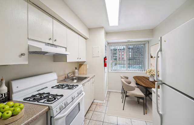 Photo of Pleasant House