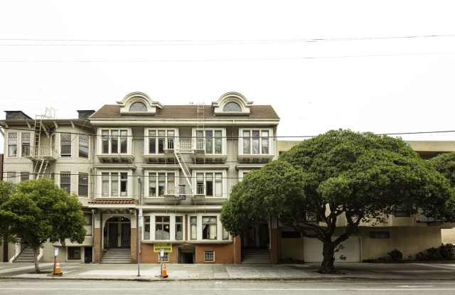 312 BAKER Apartments