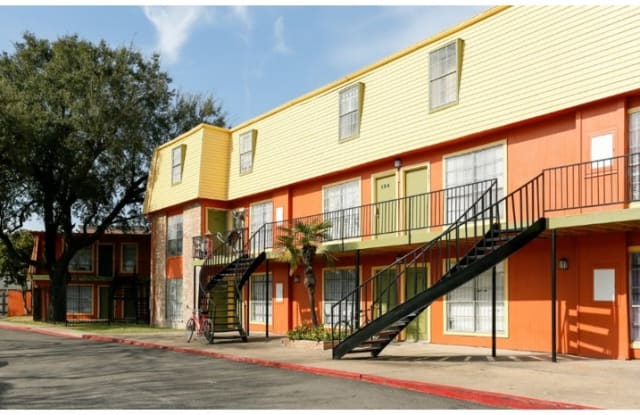 Gardens At Bissonnet Houston Tx Apartments For Rent