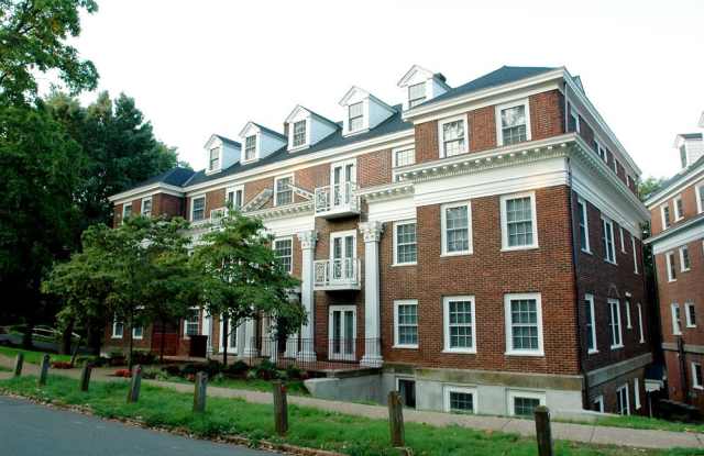 Rugby Apartments - Student Housing