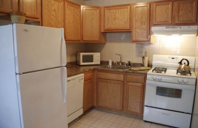 Photo of Edgewood Apartments