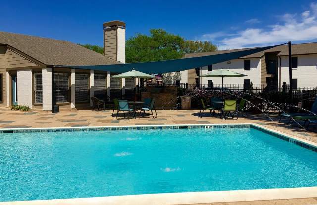 Pointe at Steeplechase