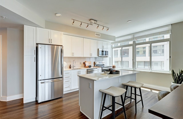 clarks south hills village