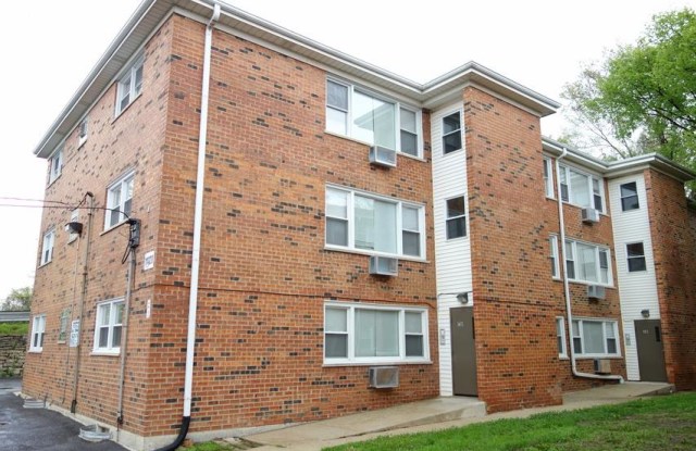14020 S School St Riverdale Il Apartments For Rent