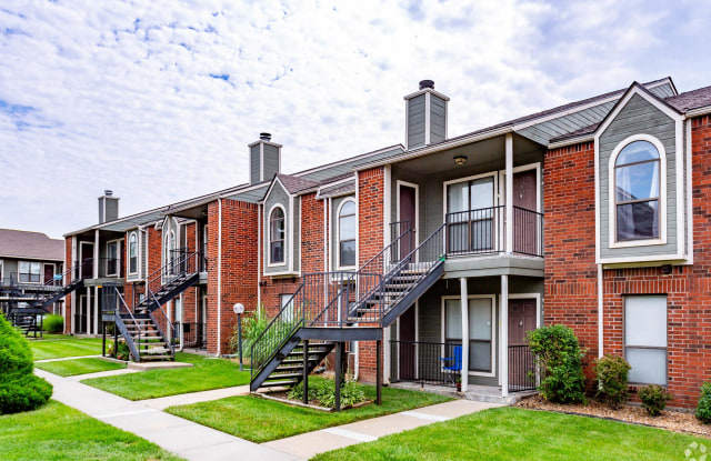 Crown Colony Topeka Ks Apartments For Rent