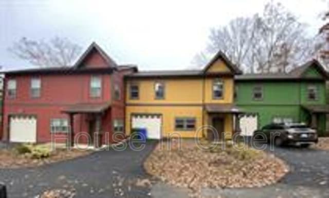 10 Manatee Court Asheville NC apartments for rent 10 Manatee Court Asheville NC apartments for rent