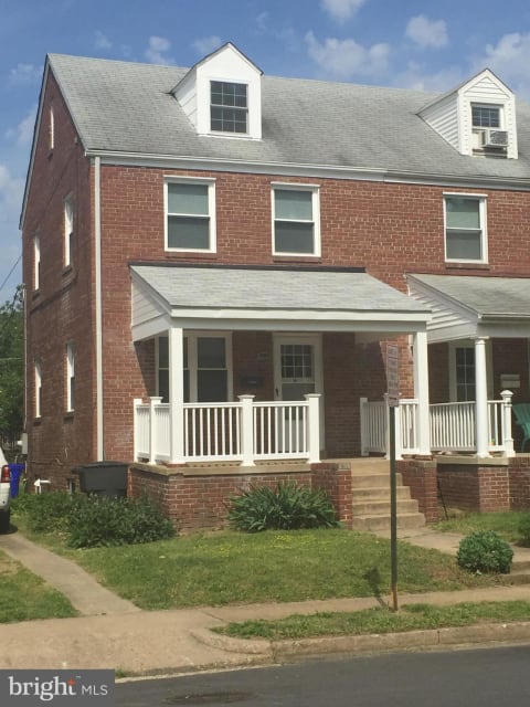 1218 LINCOLN STREET - Arlington, VA apartments for rent