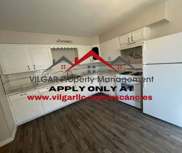 Hesville Duplex Home ! 2 beds, 1 bath, 1 rec room, duplex home in