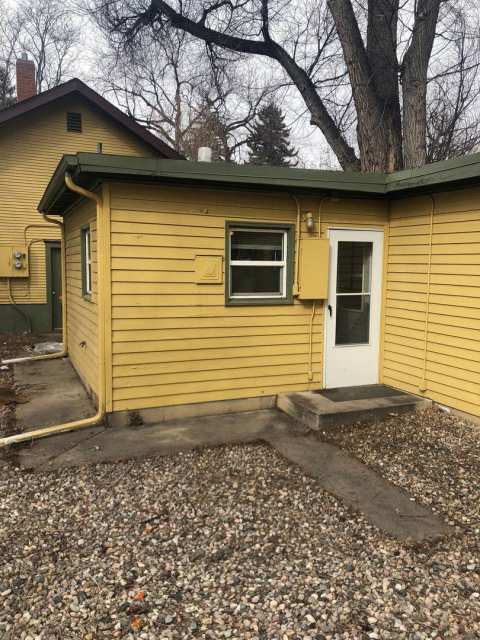 STUDENTS WELCOME One Bedroom Bungalow 1 Block from CSU Fort Collins