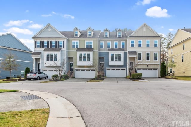 637 Edgewater Ridge Court Apex NC apartments for rent