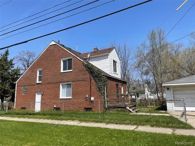 21004 GARDEN LANE Oakland County MI Apartments For Rent