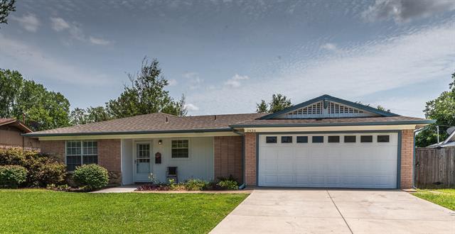 2936 Esterbrook Drive - Farmers Branch, TX apartments for rent