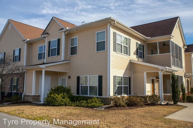 1940 #103 Tara Court Greenville NC apartments for rent