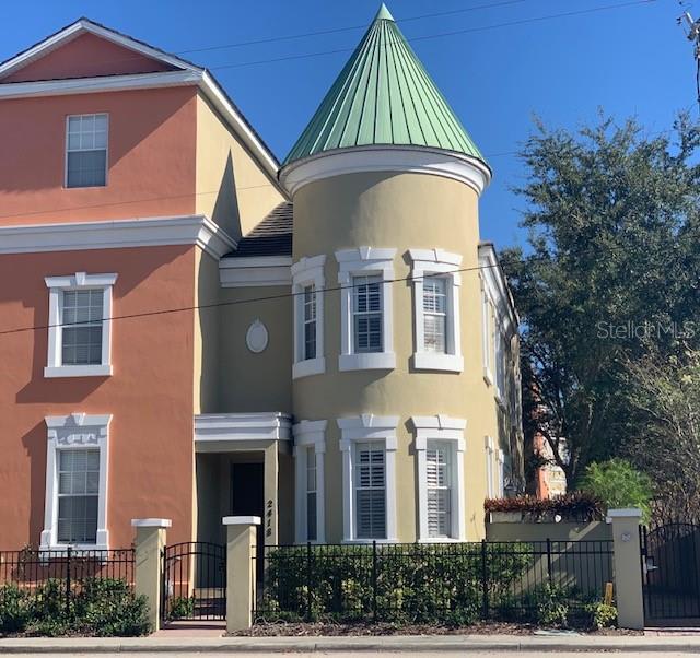 2418 VICTORIA GARDENS - Tampa, FL apartments for rent