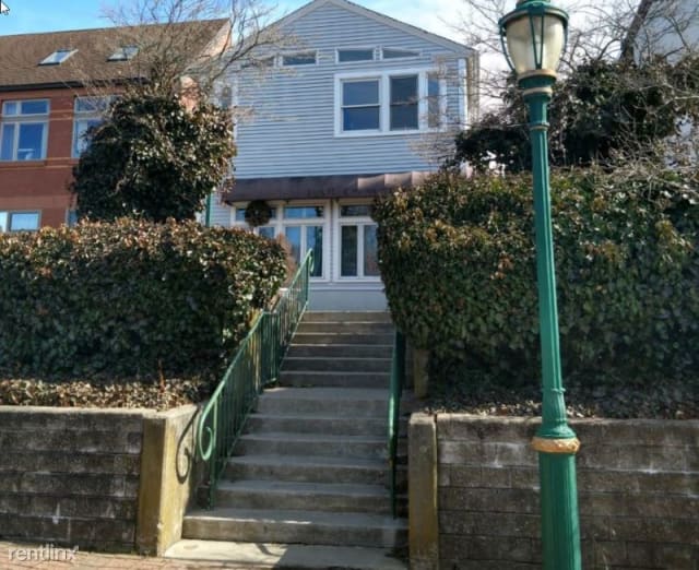 976 Main Street Branford Center, CT apartments for rent