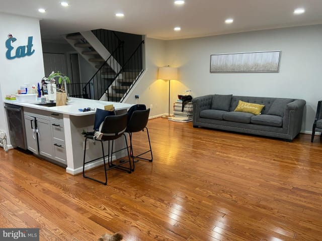 5405 LEEWAY COURT Kings Park West VA apartments for rent