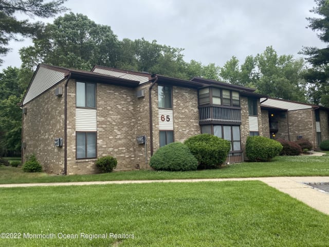 65 Overlook Way - Monmouth County, NJ apartments for rent