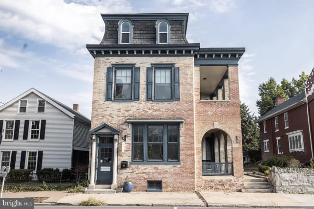 261 LINCOLN WAY E - Chambersburg, PA apartments for rent
