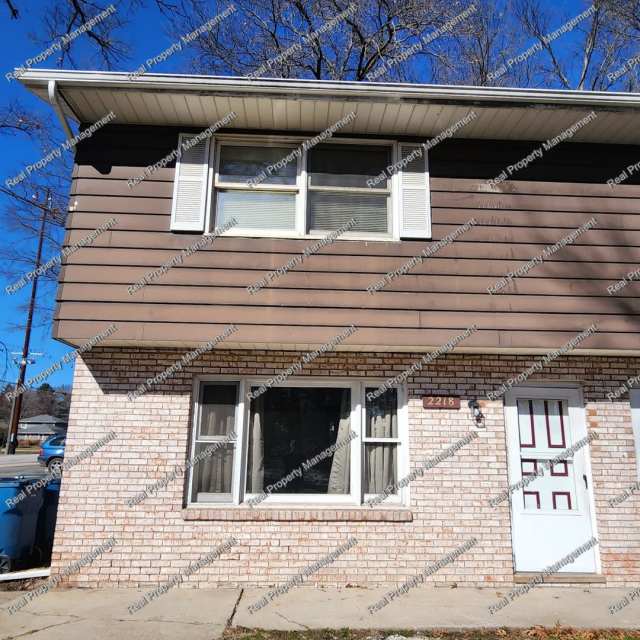 Updated 2 Bedroom Duplex Chesterton, IN apartments for rent