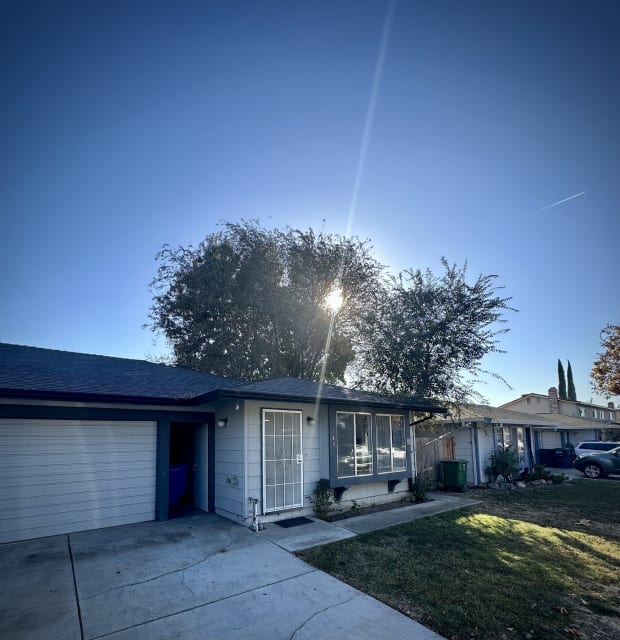 140 East Manzanita Lane Tracy, CA apartments for rent