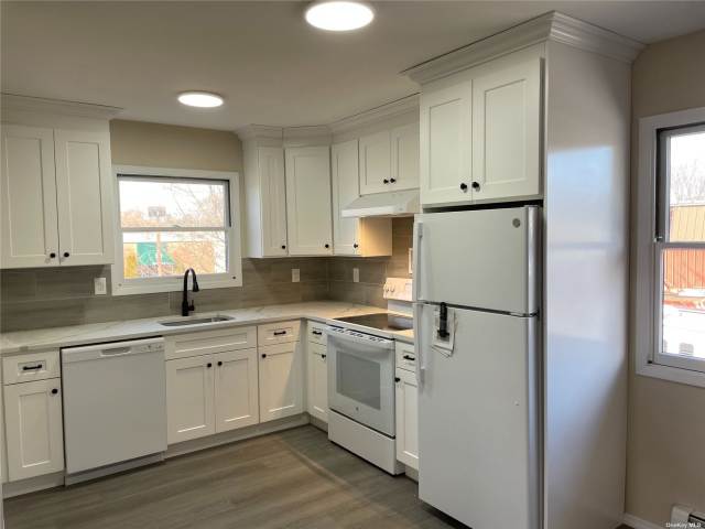 7 Locust Ave Babylon NY apartments for rent 7 Locust Ave Babylon NY apartments for rent