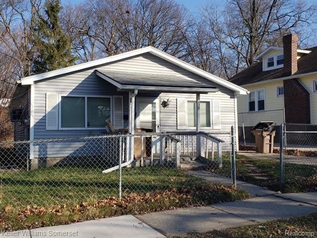76 MORELAND Avenue - Pontiac, MI apartments for rent 76 MORELAND Avenue - Pontiac, MI apartments for rent