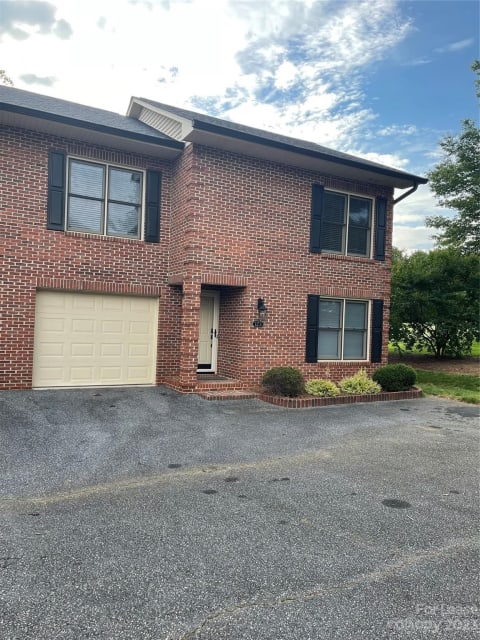 123 Commonwealth Drive Lincolnton NC apartments for rent