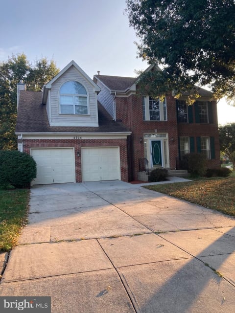 5704 ALLWOOD COURT Lanham MD apartments for rent