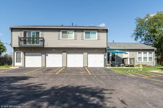 238 Algonquin Court Bolingbrook IL apartments for rent
