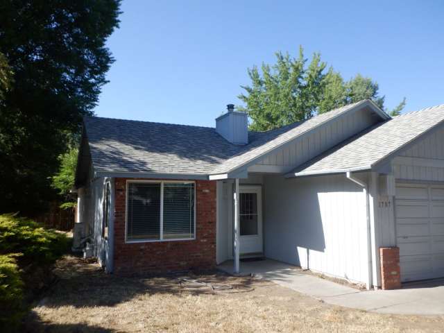 Single Level 3 Bed/2 Bath in NE Bend Taurus Court Bend OR