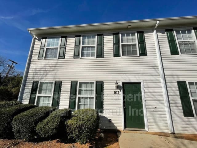 913 Kentwood Drive - Rock Hill, SC apartments for rent 913 Kentwood Drive - Rock Hill, SC apartments for rent