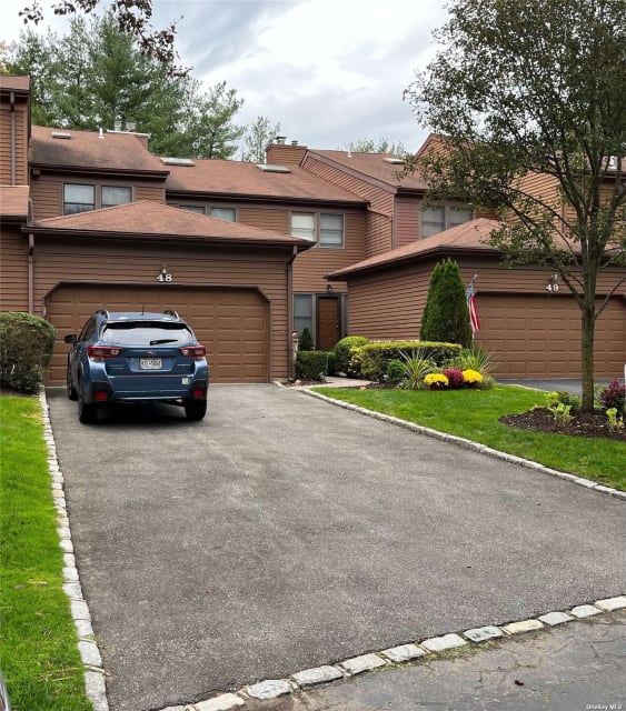 48 Hunt Drive Jericho, NY apartments for rent