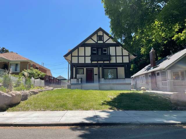 Short Stroll To Manito Park From This South Hill Tudor Style Home Short Stroll To Manito Park From This South Hill Tudor Style Home