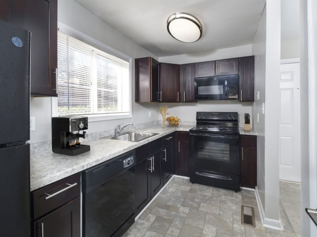 Harborstone Newport News Va Apartments For Rent