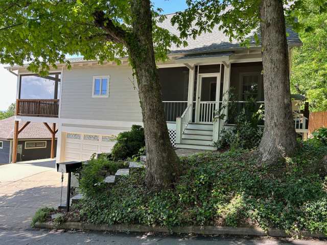 Central AVL - Custom Built, Made for Entertaining! - Asheville, NC ...