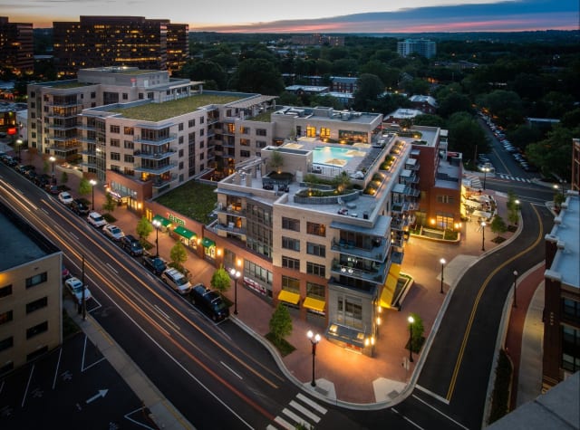 2001 Clarendon Blvd - Arlington, VA apartments for rent