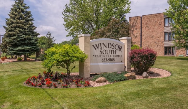 Windsor South Apartments - New Brighton, MN apartments for rent