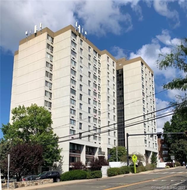 60 Strawberry Hill Avenue Stamford, CT apartments for rent