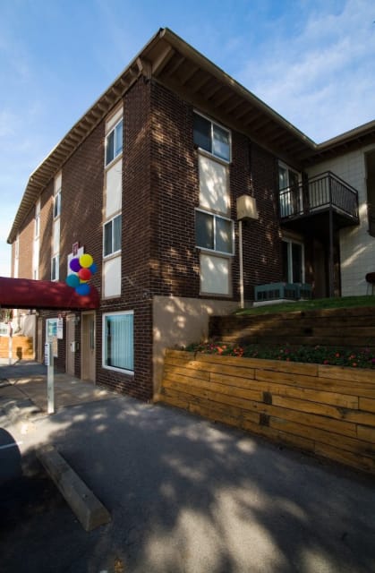 Metro at 70 - Berkeley, MO apartments for rent