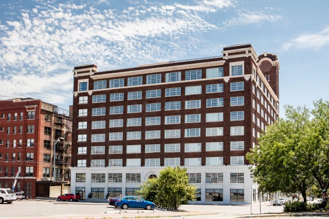 Piper Lofts Kansas City Mo Apartments For Rent [ 427 x 640 Pixel ]