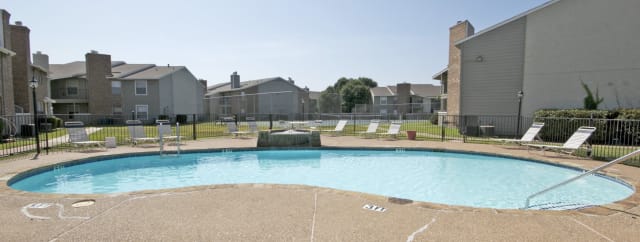 premier garden apartments fort worth