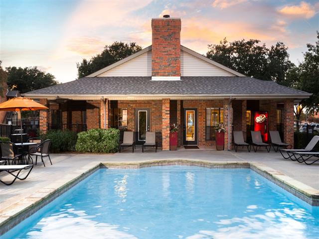 wellington grande apartment homes longview