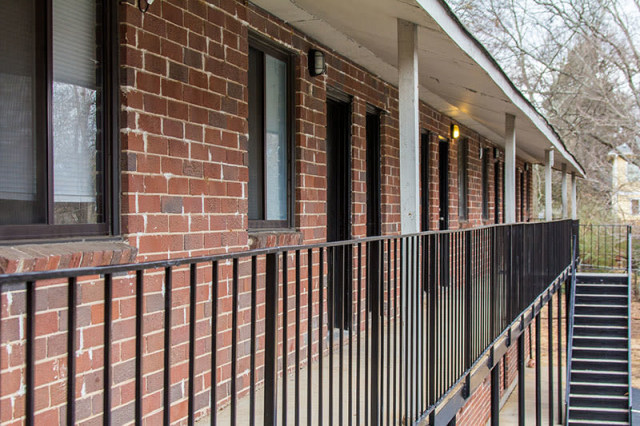 Amberwood Village Atlanta Ga Apartments For Rent