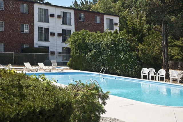 Mansion House Apartments - Cranston, RI apartments for rent