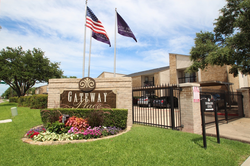 Gateway Place Apartments - Gateway Place Apartments in Garland, Texas, has the convenience you are looking for in your new home! We are just minutes away from Lake Ray Hubbard and a short drive from all your entertainment activities in downtown Dallas